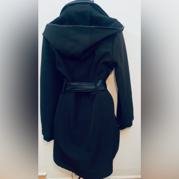 NWOT Bagatelle Sport Asymmetrical Black Hooded Mix Media Trench Coat. Size L. - Picture 3 of 11